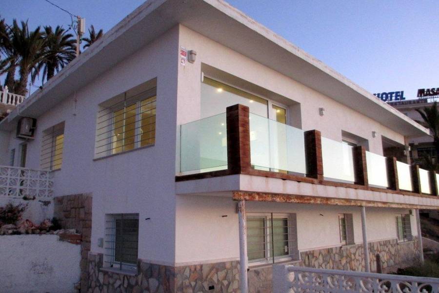 Resale Properties - Villa - La Mata - Cabo Cervera